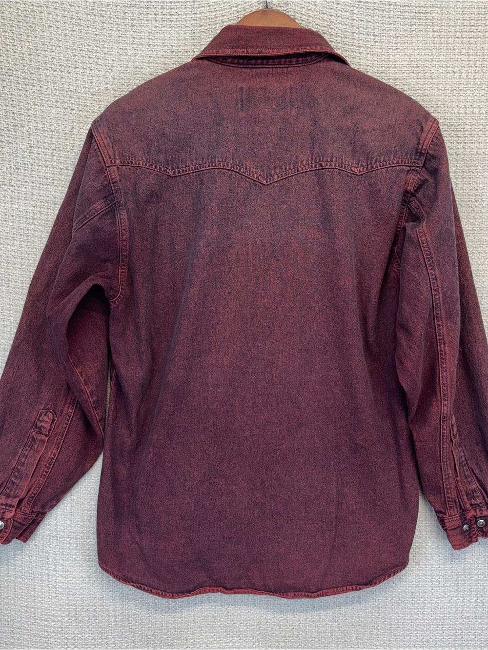 Harley Davidson Women’s Long Sleeve Snap Front Faded Burgandy Denim Shirt Med - Picture 5 of 8